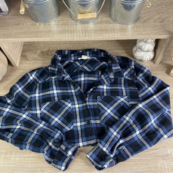 Seven Sisters blue plaid button up flannel shirt - Picture 3 of 7